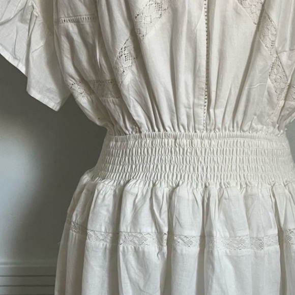 Aqua • White Fit and Flare Short Sleeve Dress - Picture 3 of 4